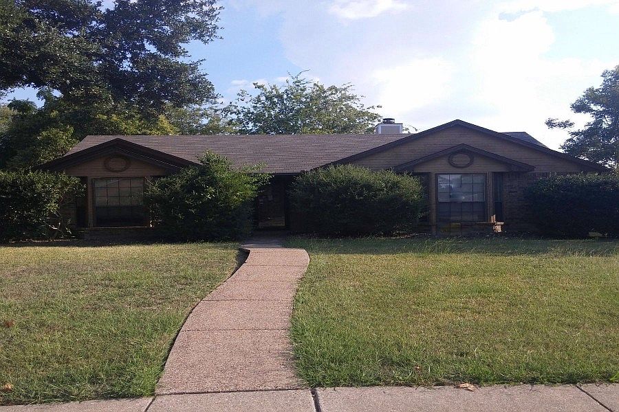 1st image of 4518 Westlake Dr