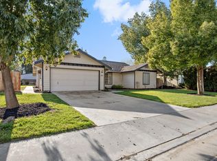 408 Jesse St, Exeter, CA 93221