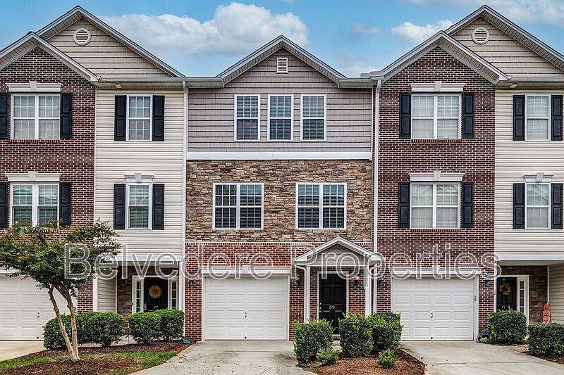 1st image of 39 Ackland Dr