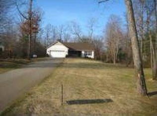 3175 Rolling Oaks Ct, Hamilton, MI 49419