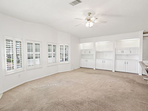 4th image of 1105 Navajo Dr