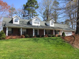 108 Victor Dr, Johnson City, TN 37601