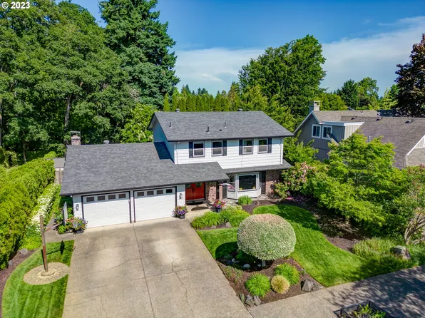 2185 Wildwood St, Eugene, OR 97401