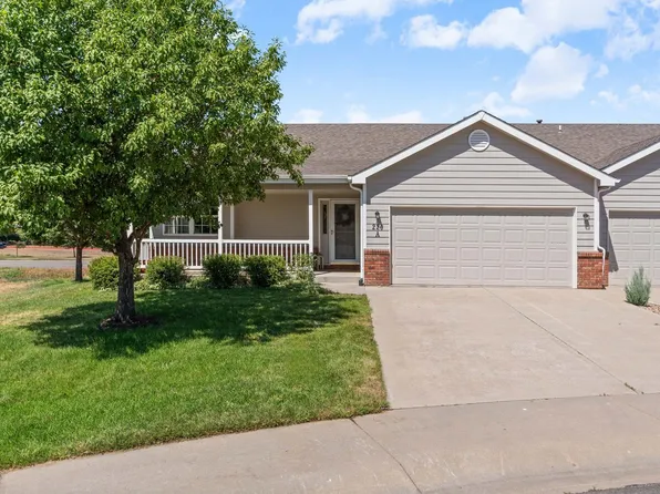 220 Manor Ct #A, Windsor, CO 80550