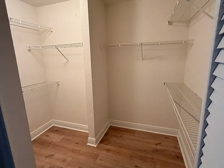 2109 Shadow View Cir — Photo 16
