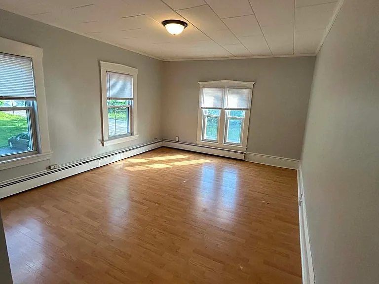 Bedroom 1. Tall ceilings