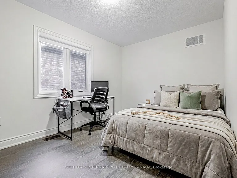 36 Quinton Rdg #UPPER — Photo 22