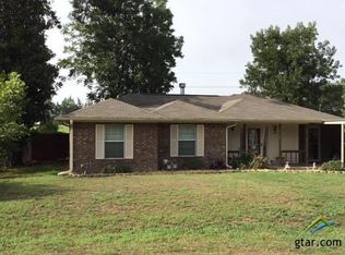 202 Bernard St, Naples, TX 75568