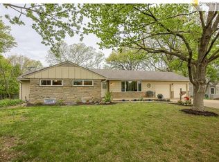 9420 State Line Rd, Leawood, KS 66206