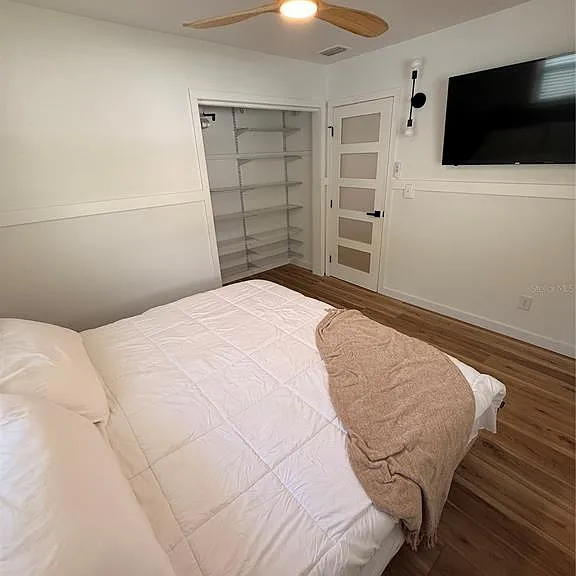 4227 Helena St NE — Photo 9