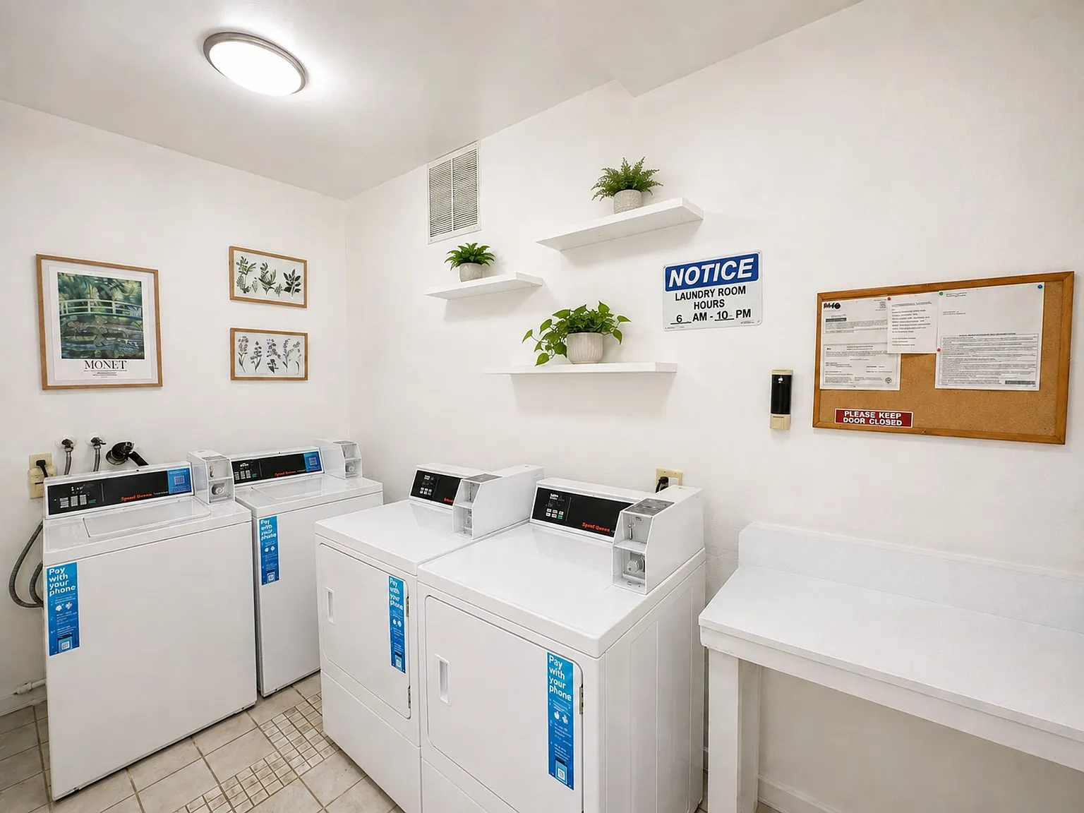 Move-In Ready 3-Bedroom at 14315 Chandler Blvd Sherman Oaks, CA 91401 — Photo 4