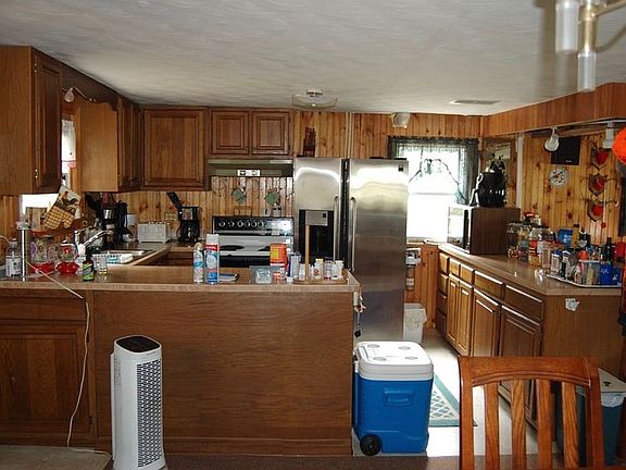 5th image of 554 Camp Rd