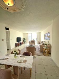 4675 W 18th Ct APT 801, Hialeah, FL, 33012