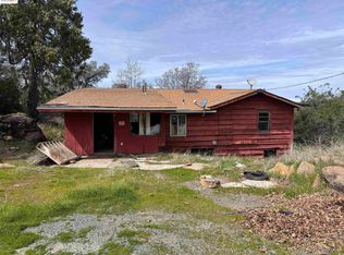 19526 Serrano Rd, Sonora, CA 95370