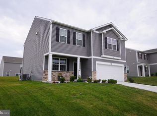 72 Short Gap Ln, Charles Town, WV 25414
