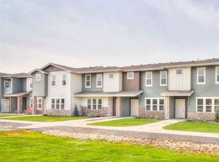 10299 W Carlton Bay Dr, Garden City, ID 83714