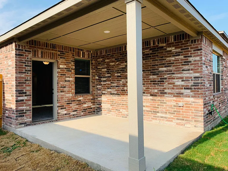 116 Emma Dr — Photo 16