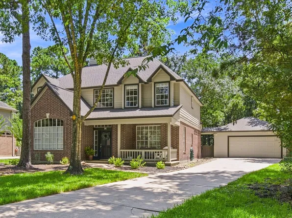 14 Treescape Cir, Spring, TX 77381
