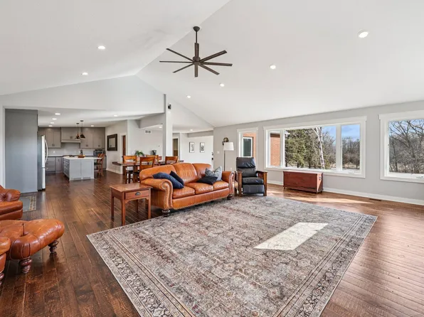 3375 County Road 90, Maple Plain, MN 55359