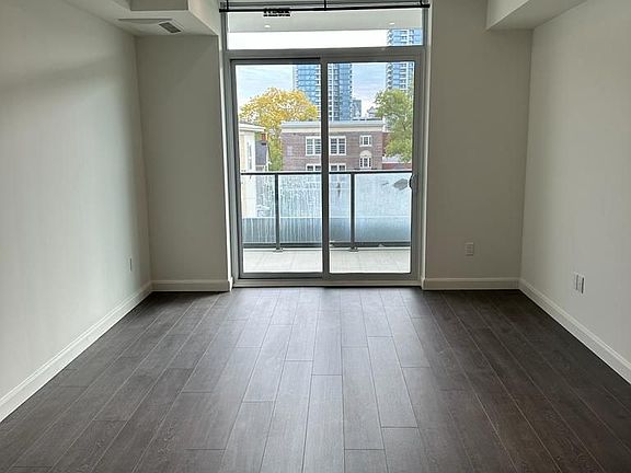 5th image of 741 King St W #308