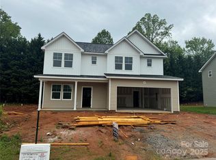 1214 Fall Day Cir SW, Lenoir, NC 28645