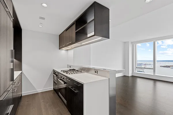Rented by Nest Seekers International | media 23