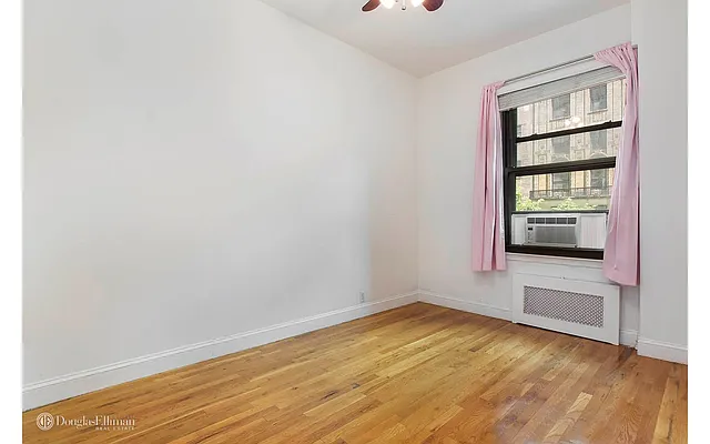 Rented by Douglas Elliman | media 24