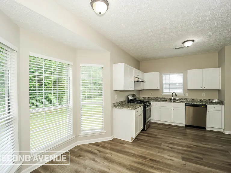 4223 Reeshemah St — Photo 3