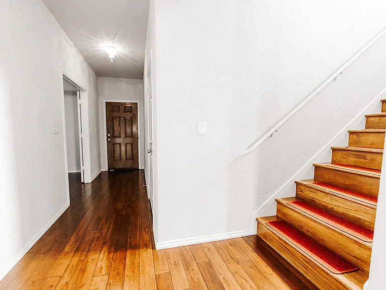 24370 Invitation Oak — Photo 18