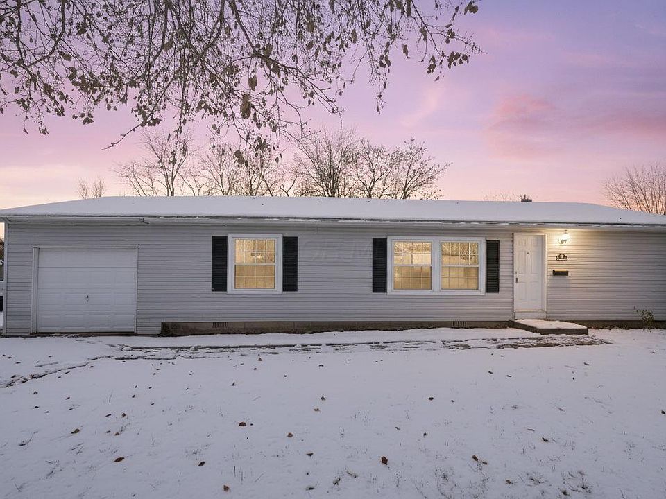 1st image of 18 Hunt Dr