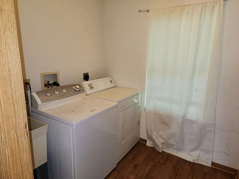 1580 Artemis Dr — Photo 5