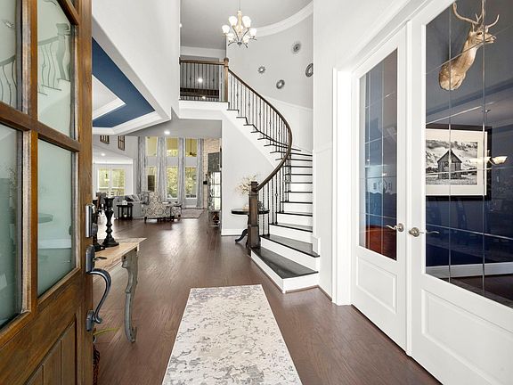 4th image of 8518 Tombron Grove Rd