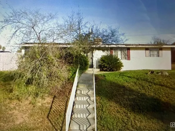 3218 Dartmouth St, Bakersfield, CA 93305