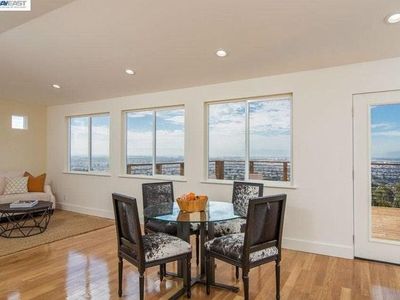 8001 Crest Ave, Oakland, CA, 94605