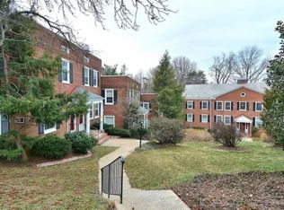 4861 28th St S #B, Arlington, VA