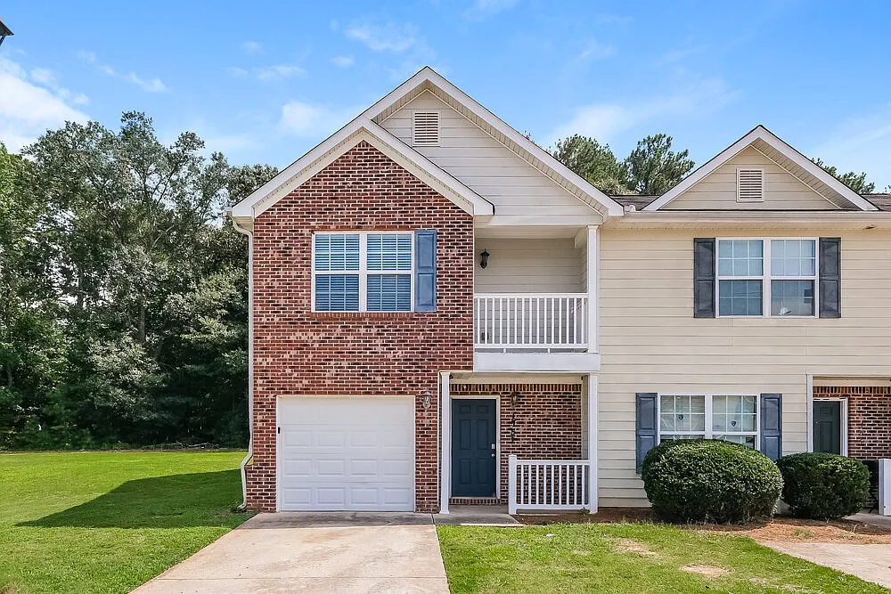 3 bed, 2.5 bath, 1610 sqft, $1,780 — Photo 1