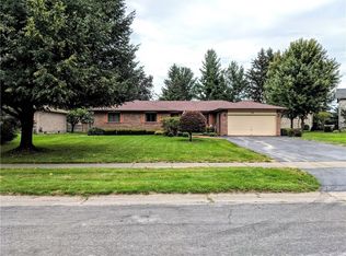 119 Woodsmoke Ln, Rochester, NY 14612