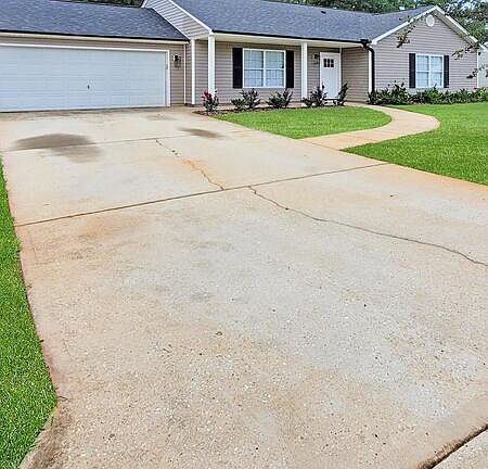 2nd image of 700 Uneeda Ct