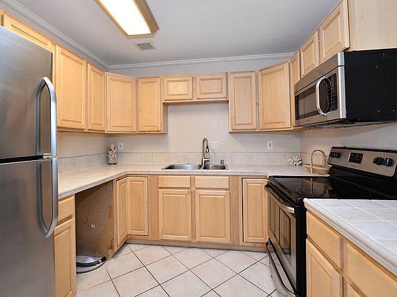2nd image of 2909 Cowley Way Unit I