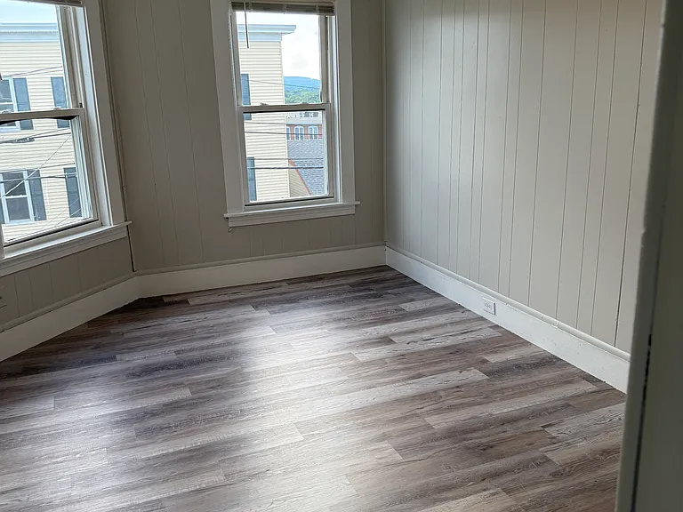 215 Wilson St #3 — Photo 8