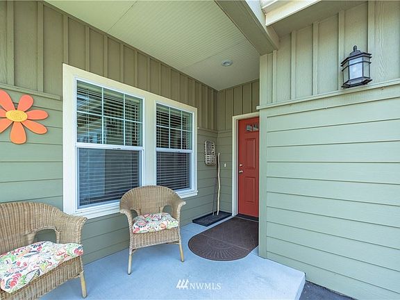 3rd image of 2452 NW Columbia Ave #49