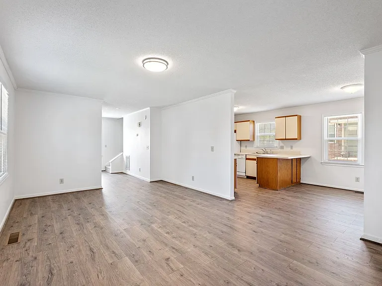203B Lancaster Ave — Photo 12