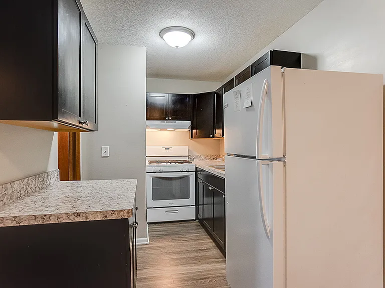 Eat Street Apartments — Photo 1