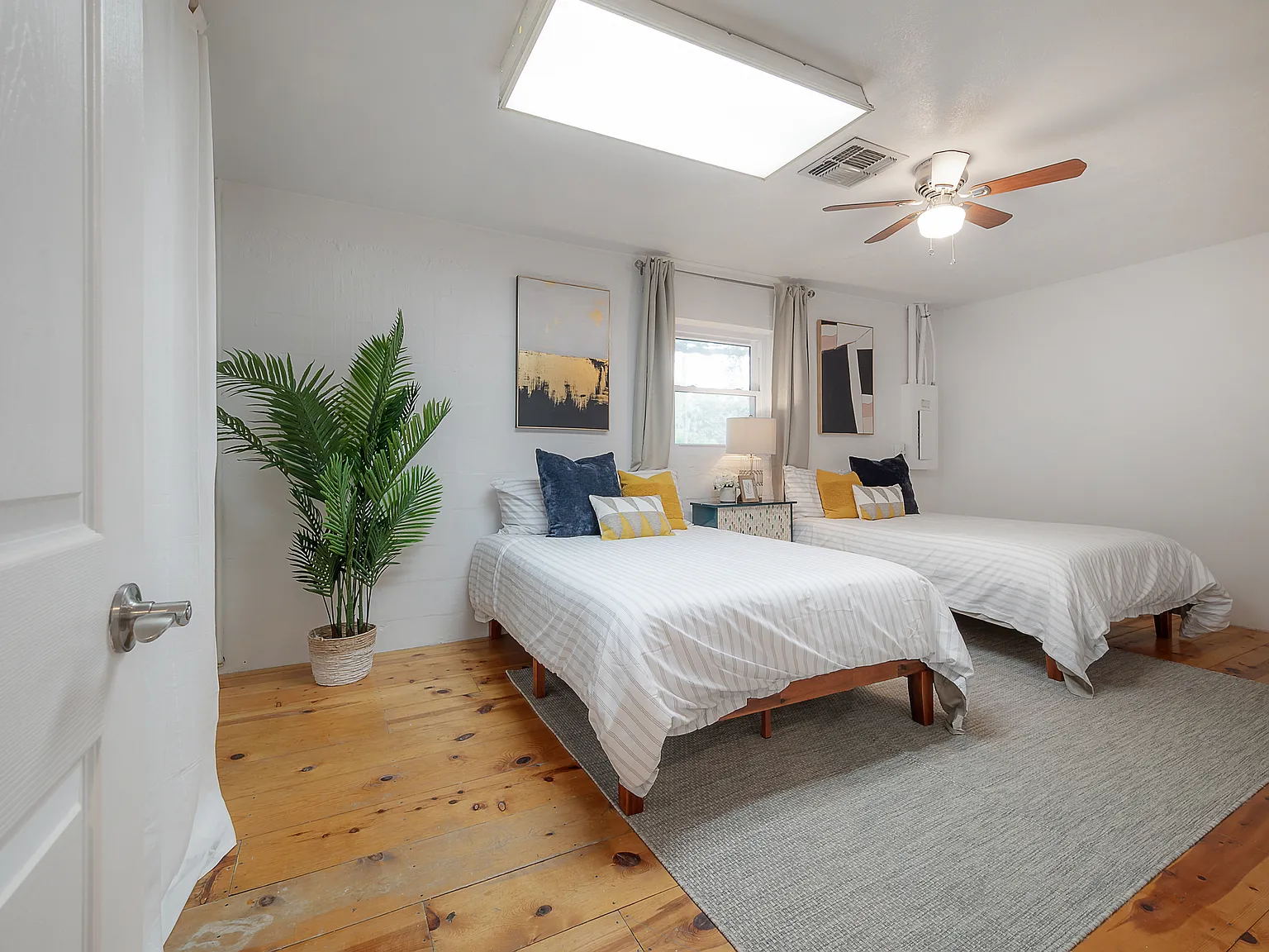 14626 Wildwood Dr — Photo 3