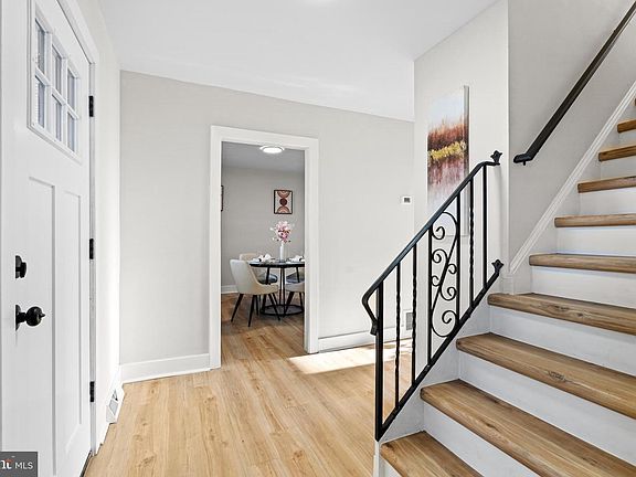 4th image of 720 Harrison St