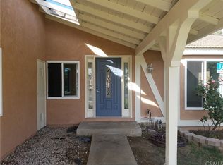 806 S Arrowhead Ave, Rialto, CA 92376