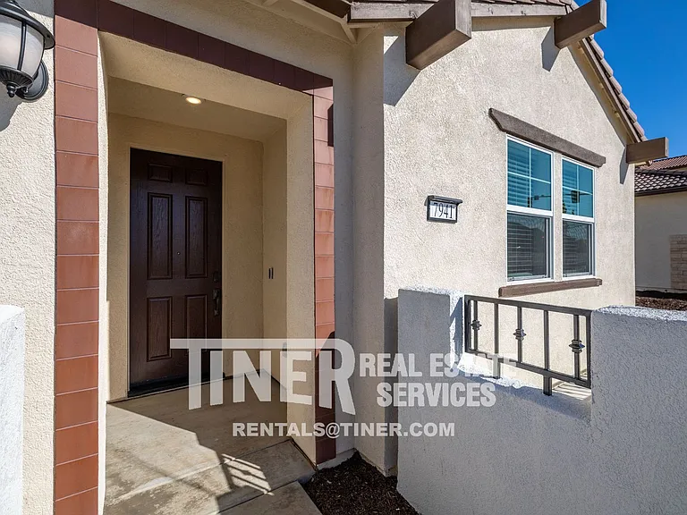 7941 Titan Dr — Photo 7