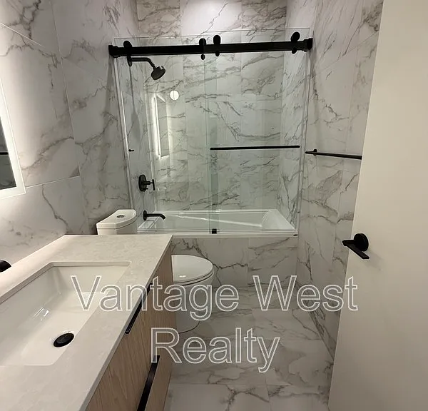 3700 Capozzi Rd #901 — Photo 13