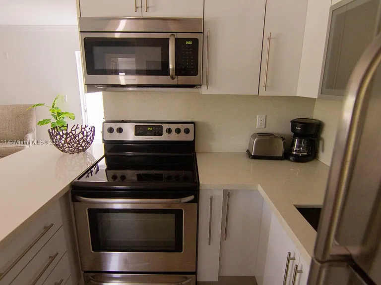 753 Michigan Ave #3A — Photo 7