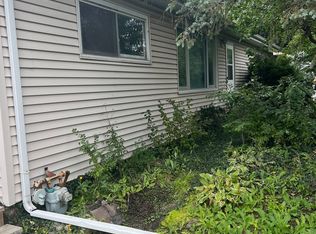 122 68th St, Darien, IL 60561